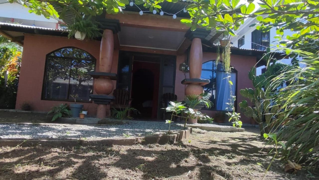 Micheck Beach House Tortuguero Eksteriør billede